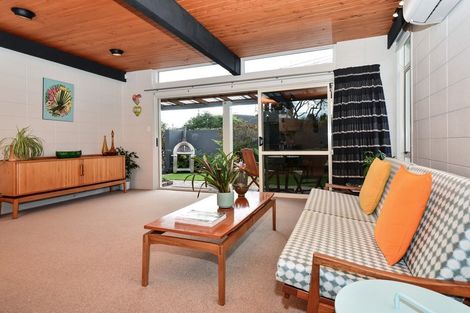 Photo of property in 27 Balfour Crescent, Riverlea, Hamilton, 3216