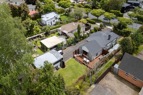 Photo of property in 15 Hamilton Road, Cambridge, 3434