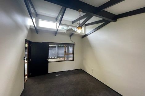 Photo of property in 20 Heathcote Road, Castor Bay, Auckland, 0620