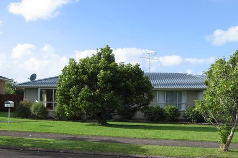 Photo of property in 6 Rene Place, Sunnyhills, Auckland, 2010