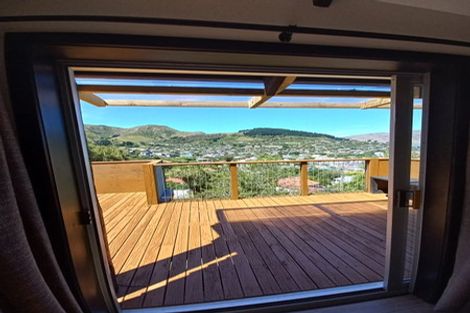 Photo of property in 35 Ticehurst Road, Lyttelton, 8082