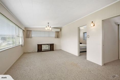 Photo of property in 96a Ngatai Road, Otumoetai, Tauranga, 3110