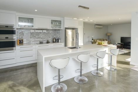 Photo of property in 33 Aparima Place, Awatoto, Napier, 4110