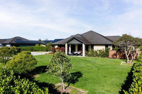 Photo of property in 17 Alan Livingston Drive, Cambridge, 3434