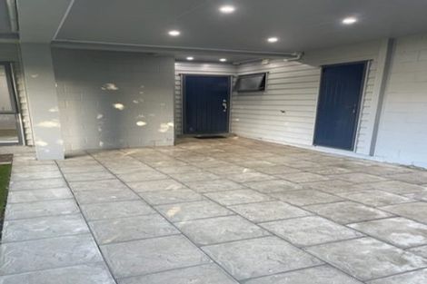 Photo of property in 9a Gwenand Place, Botany Downs, Auckland, 2010