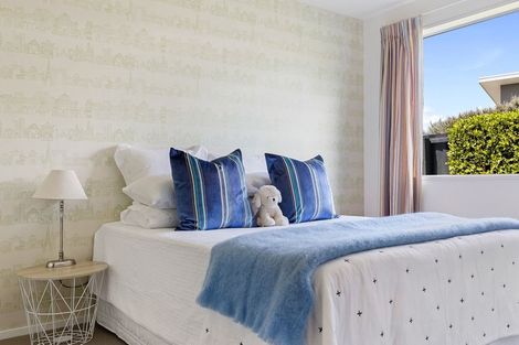 Photo of property in 2 John Campbell Crescent, Hillmorton, Christchurch, 8024