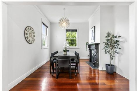 Photo of property in 52 St Vincent Avenue, Remuera, Auckland, 1050