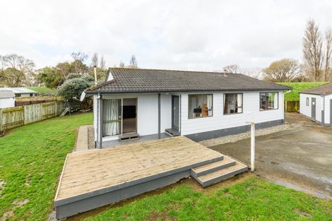 Photo of property in 33 Escort Grove, Awapuni, Palmerston North, 4412