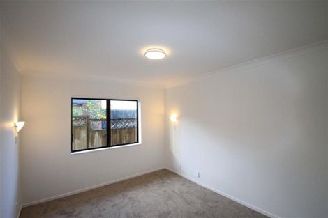 Photo of property in 17 Sailfish Drive, West Harbour, Auckland, 0618