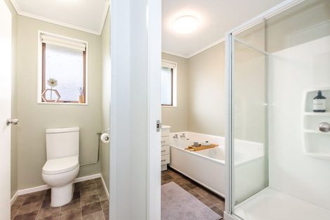 Photo of property in 62b Mazengarb Road, Paraparaumu Beach, Paraparaumu, 5032