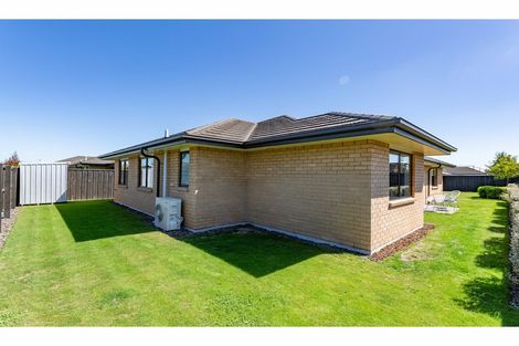 Photo of property in 34 Wallingford Crescent, Rolleston, 7615