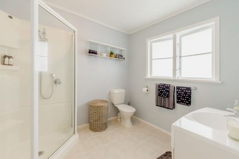 Photo of property in 40 Parata Street, Waikanae, 5036