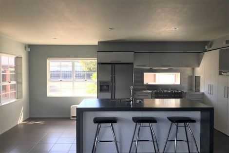 Photo of property in 23a Beach Road, Otumoetai, Tauranga, 3110