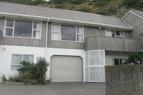 Photo of property in 1/418 Queens Drive, Lyall Bay, Wellington, 6022