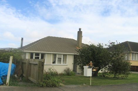 Photo of property in 18 Stevens Crescent, Ranui, Porirua, 5024