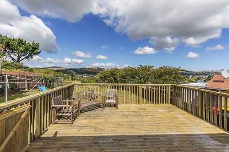 Photo of property in 8 Sombrero View, Ascot Park, Porirua, 5024