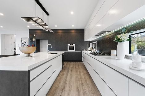 Photo of property in 13 Jack Hawken Lane, Silverdale, 0932