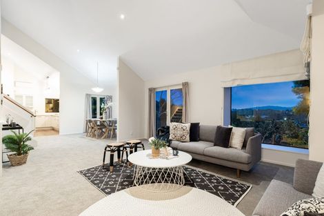 Photo of property in 5 Furneaux Grove, Whitby, Porirua, 5024