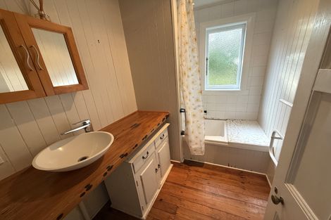 Photo of property in 159f Portsmouth Road, Bombay, 2675