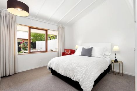 Photo of property in 370c Yaldhurst Road, Russley, Christchurch, 8042