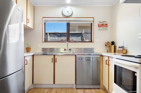 Photo of property in 1/52 Edgewater Parade, Waiuku, 2123