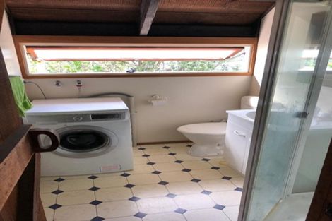 Photo of property in 52 Milne Terrace, Island Bay, Wellington, 6023