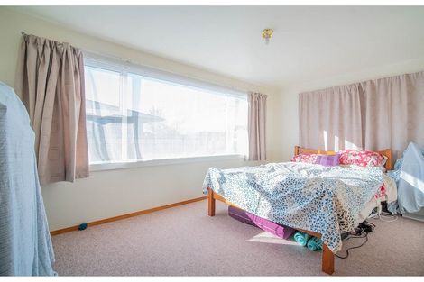 Photo of property in 27 Dunster Street, Burnside, Christchurch, 8053