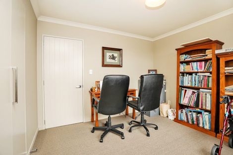 Photo of property in 18 Mauchline Street, Wallacetown, 9816