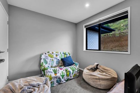 Photo of property in 3 Ruru Lane, Hurworth, New Plymouth, 4310