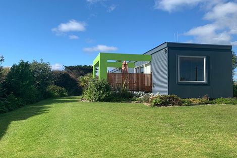 Photo of property in 22 Babbacombe Avenue, Otaki Beach, Otaki, 5512