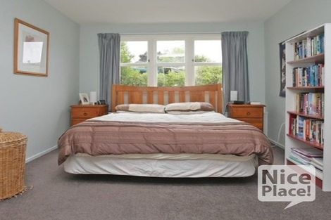 Photo of property in 64 Eden Street, Island Bay, Wellington, 6023