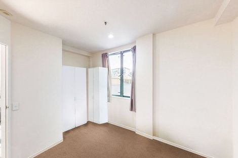 Photo of property in Courtenay Apartments, 509/120 Courtenay Place, Te Aro, Wellington, 6011