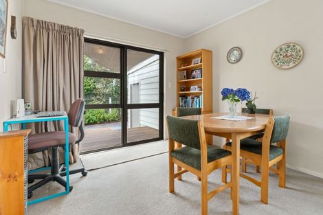 Photo of property in 15 Lowes Place, Solway, Masterton, 5810