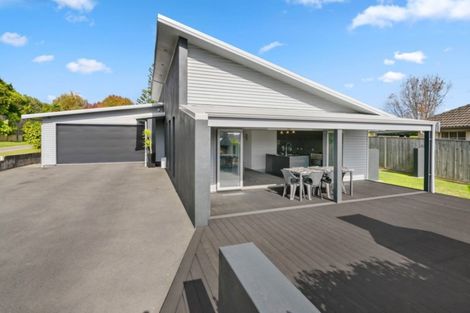 Photo of property in 19 Blackmore Drive, Lynmore, Rotorua, 3010