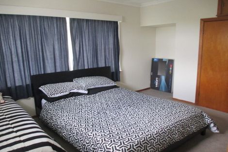 Photo of property in 19 Bartholomew Road, Levin, 5510