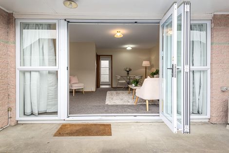 Photo of property in 2/470 Greers Road, Bishopdale, Christchurch, 8053