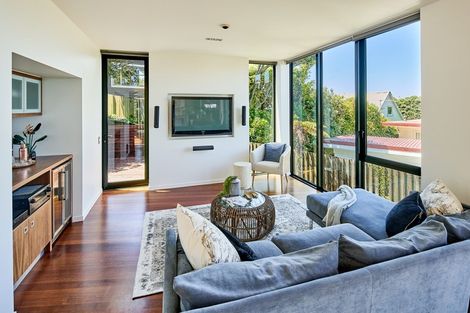 Photo of property in 24d Mandalay Terrace, Khandallah, Wellington, 6035