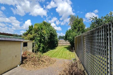 Photo of property in 2 Oaklea Avenue, Marton, 4710