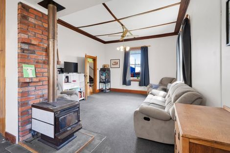 Photo of property in 54 Disraeli Street, Hawera, 4610