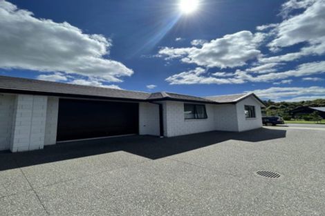 Photo of property in 60 Pakanga Grove, Pyes Pa, Tauranga, 3112