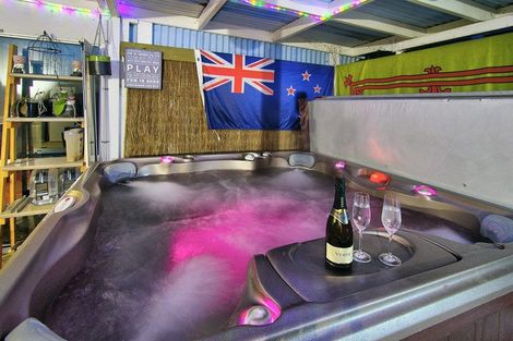 Photo of property in 11 Puriri Crescent, Lansdowne, Masterton, 5810