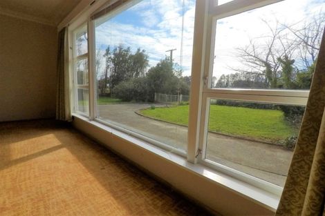 Photo of property in 335 Kawiu Road, Levin, 5510