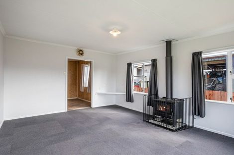 Photo of property in 12 Hokio Beach Road, Levin, 5510