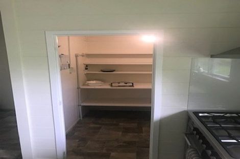 Photo of property in 569 Shoemaker Road, Waipu, 0582