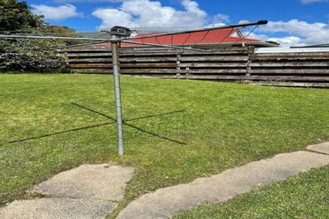 Photo of property in 1/1 Ballater Place, Highland Park, Auckland, 2010