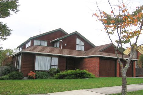 Photo of property in 10 Duval Grove, Tawa, Wellington, 5028