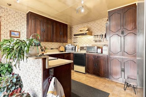 Photo of property in 55 Royal Crescent, Saint Kilda, Dunedin, 9012
