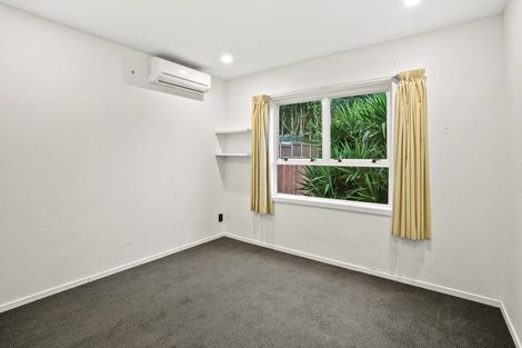 Photo of property in 9 Thames Street, Welbourn, New Plymouth, 4310
