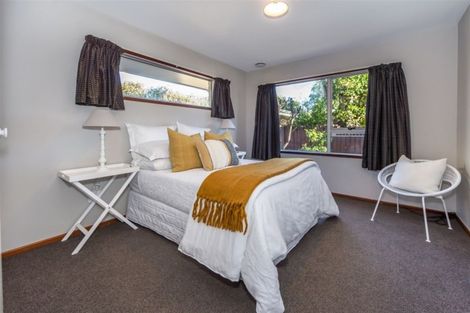 Photo of property in 2/9 Somme Street, St Albans, Christchurch, 8014