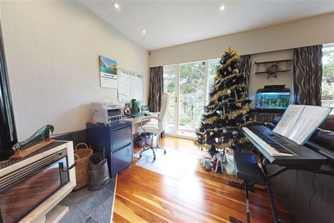 Photo of property in 17a Caesars Place, Churton Park, Wellington, 6037